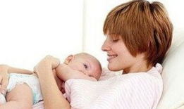 母乳视频,宝宝健康成长的第一营养保障