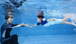 月儿湾,浪漫海岸线的诗意栖息地